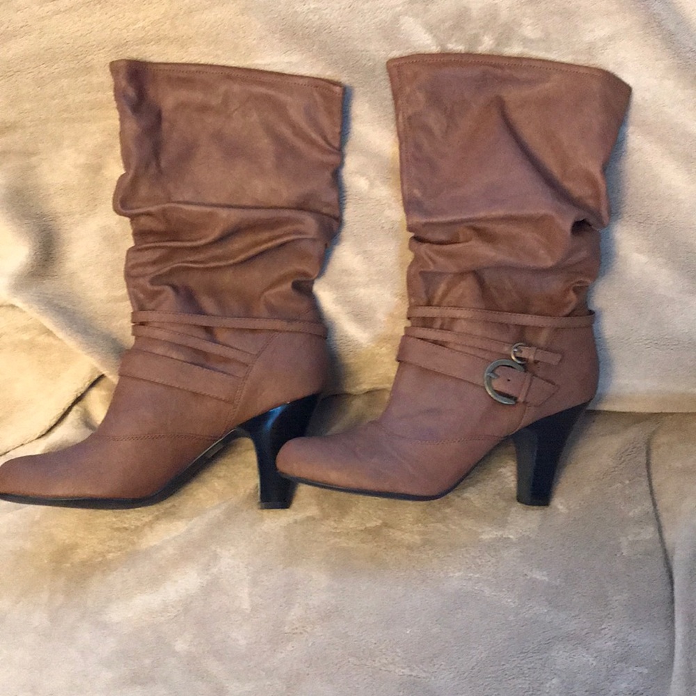 Brown Boots, never worn